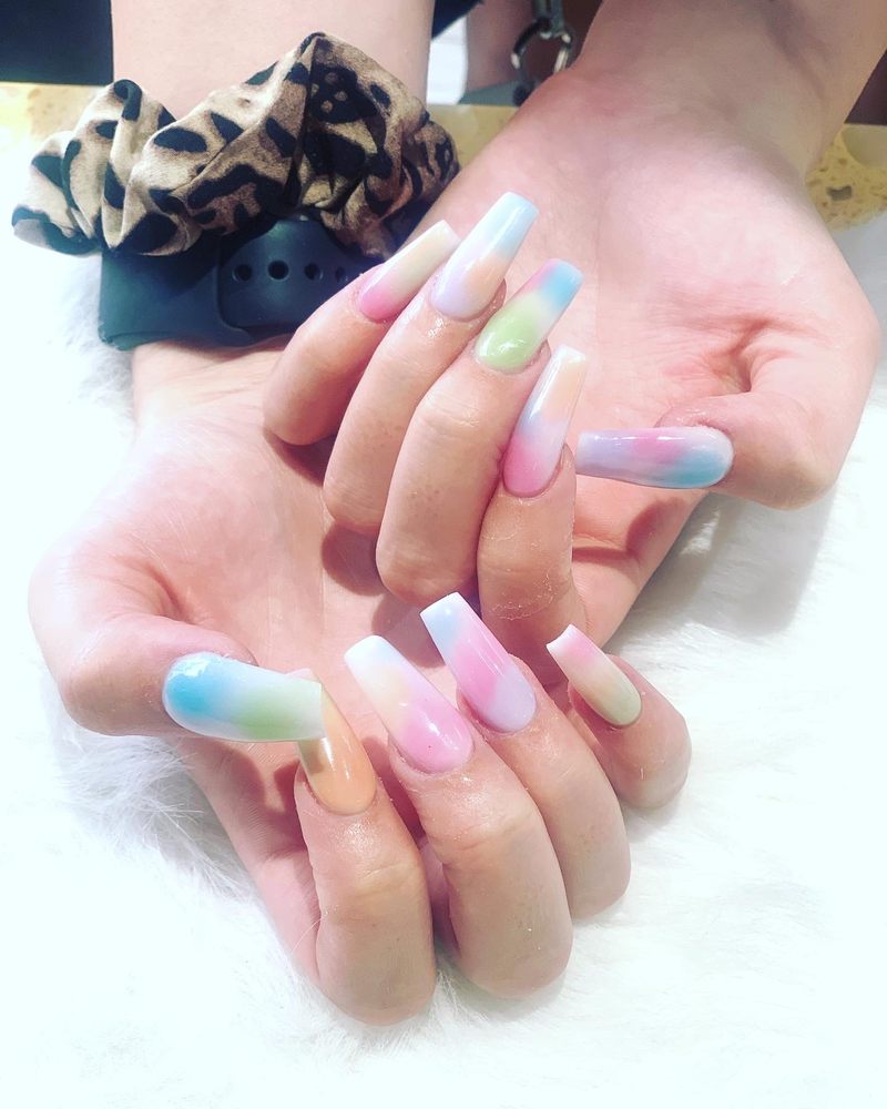 Pastel ombré dip powder nails at Pleasant Nails & Spa in Grand Rapids